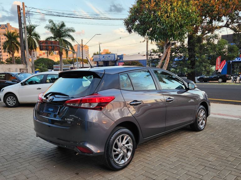 Toyota YARIS XS 1.5 Flex 16V 5p Aut.