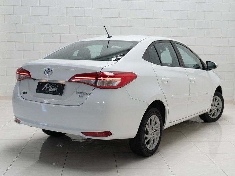 Toyota YARIS XS Sedan 1.5 Flex 16V 4p Aut.
