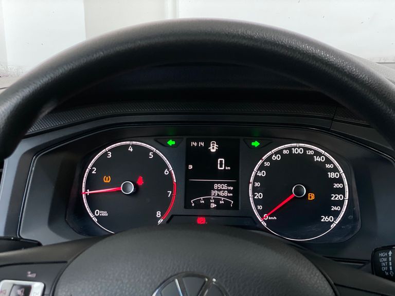 VolksWagen Polo Track 1.0 Flex 12V 5p