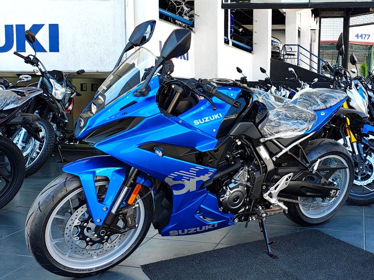 SUZUKI GSX-8R