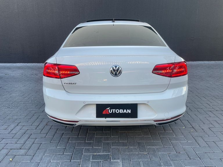 VolksWagen Passat Highline 2.0 TSI 220cv Tip.