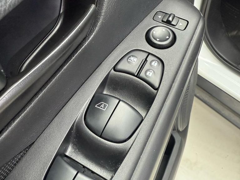 Nissan KICKS Active 1.6 16V Flex Aut.