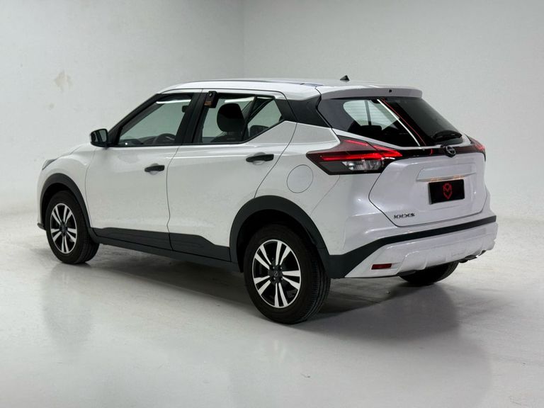 Nissan KICKS Active 1.6 16V Flex Aut.
