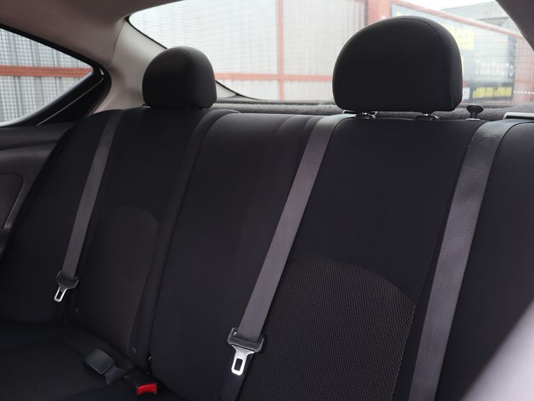 Nissan VERSA SV 1.6 16V Flex Fuel 4p Mec.