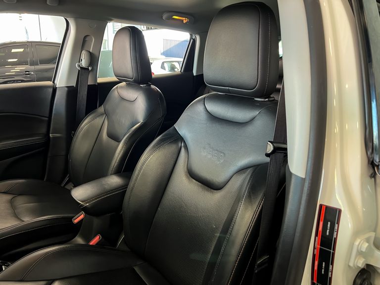 Jeep COMPASS LONGITUDE 2.0 4x2 Flex 16V Aut.