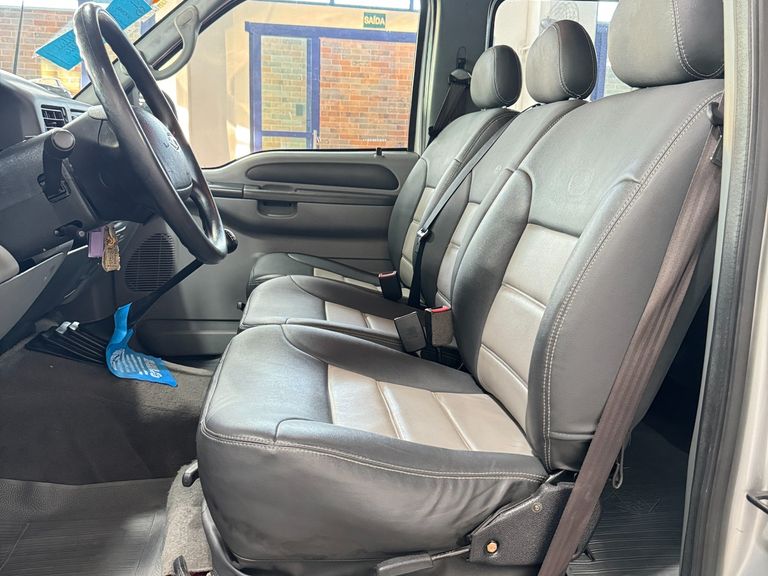 Ford F-250 Tropivan/Tropi. Plus 3.9 TB Diesel