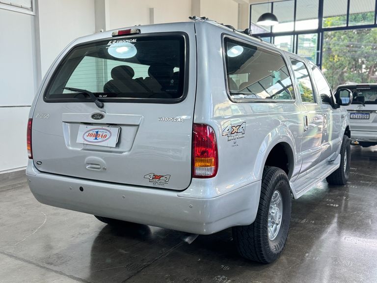 Ford F-250 Tropivan/Tropi. Plus 3.9 TB Diesel