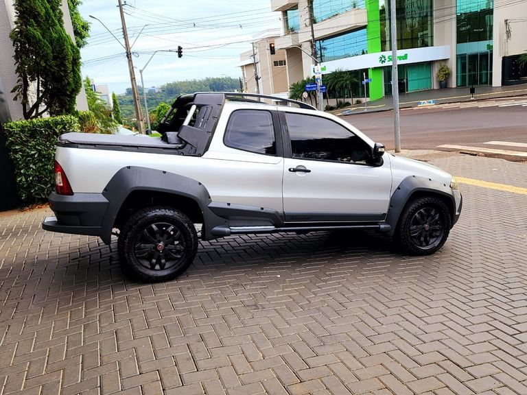 Fiat Strada Adventure1.8/ 1.8 LOCKER Flex CD
