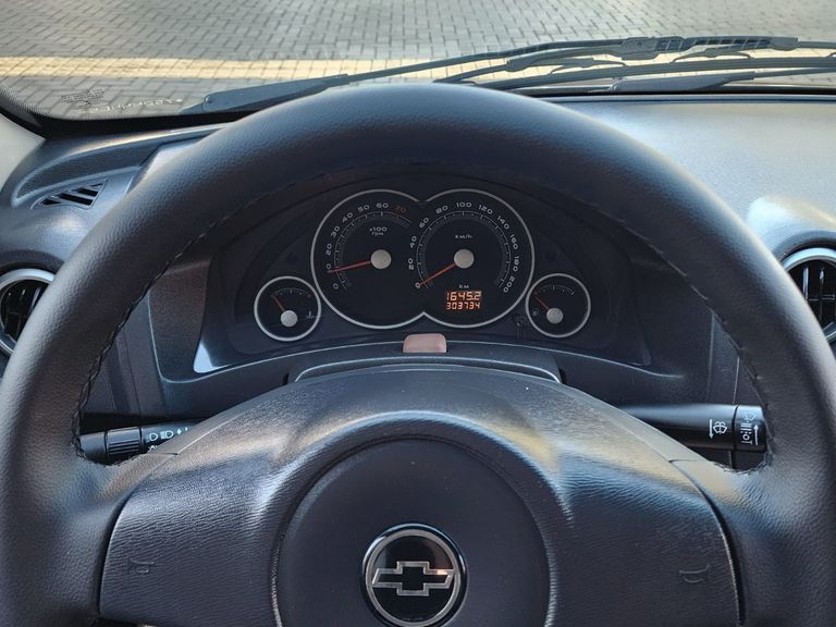 Chevrolet PRISMA  Sed. Maxx/ LT 1.4 8V ECONOF. 4p