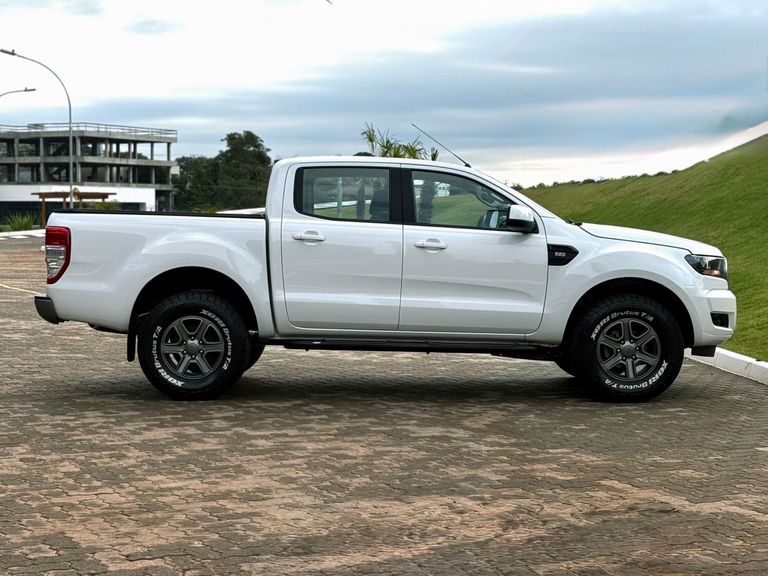Ford Ranger XLS 2.2 4x2 CD Diesel Aut.