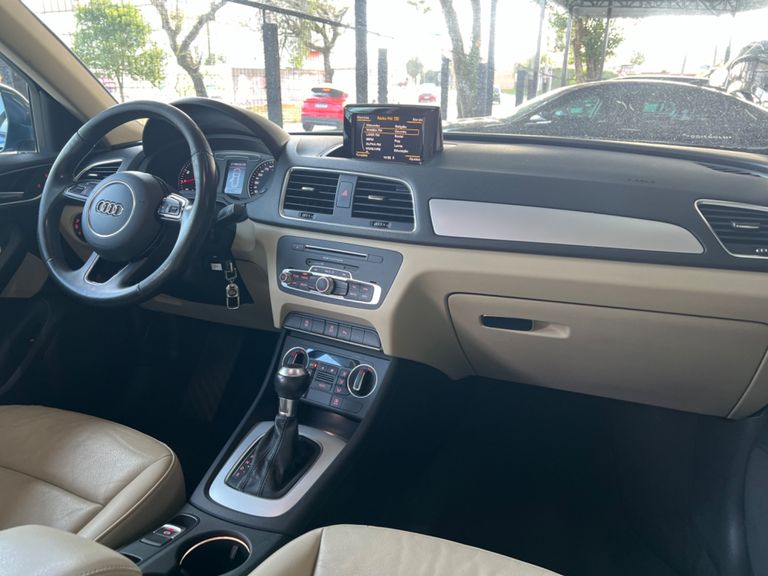 Audi Q3 1.4 TFSI/TFSI Flex S-tronic 5p