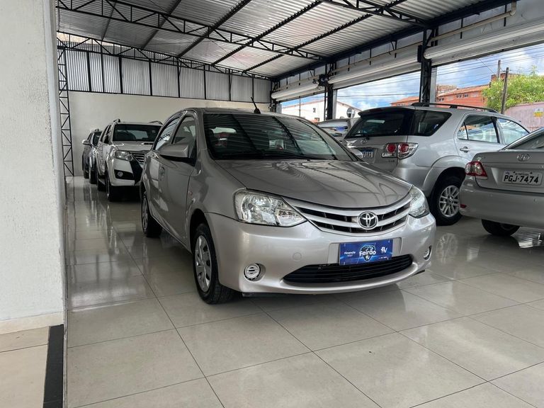Toyota ETIOS X 1.3 Flex 16V 5p Mec.