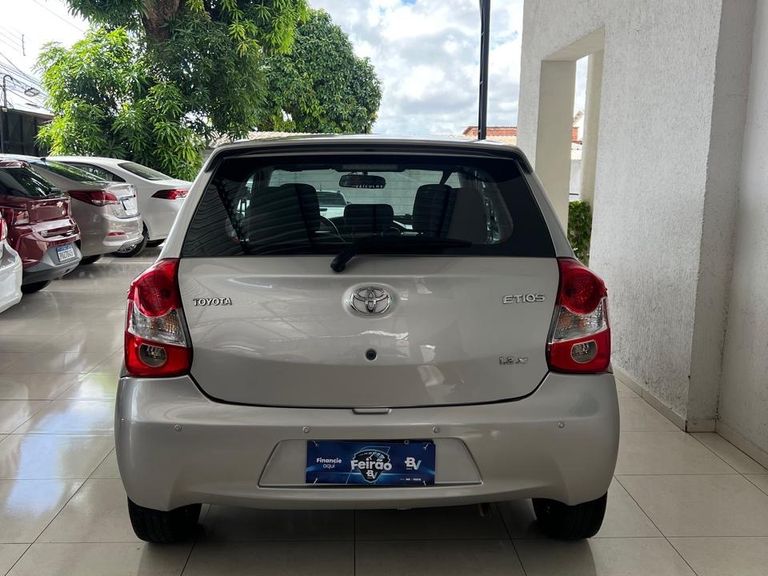 Toyota ETIOS X 1.3 Flex 16V 5p Mec.