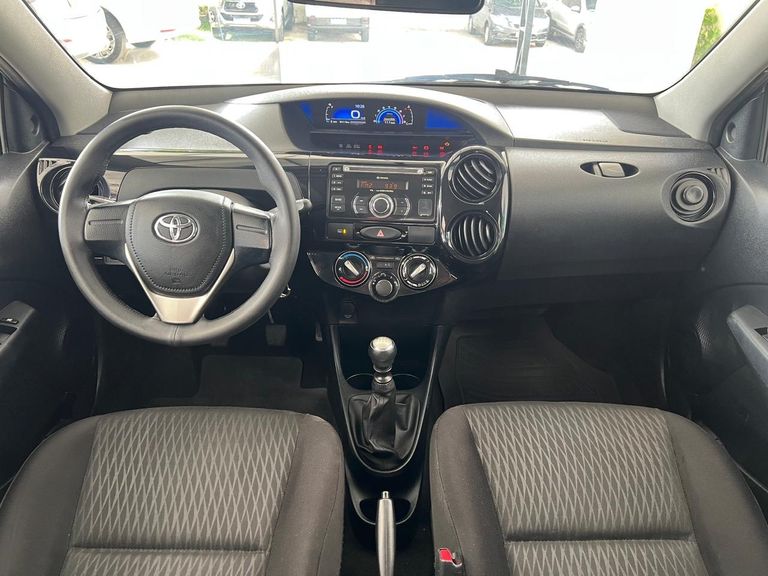 Toyota ETIOS X 1.3 Flex 16V 5p Mec.