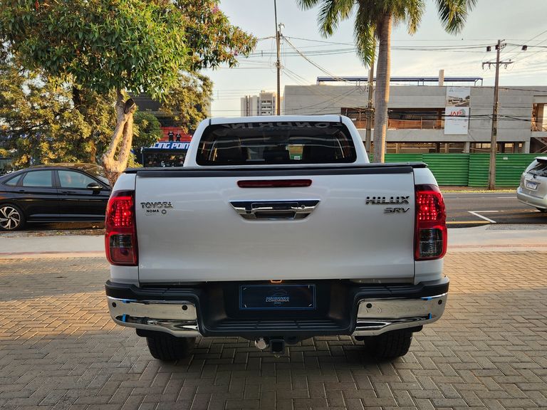 Toyota Hilux CD SRV 4x4 2.8 TDI Diesel Aut.