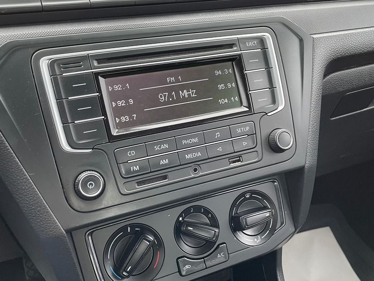 VolksWagen VOYAGE 1.6 MSI Flex 8V 4p
