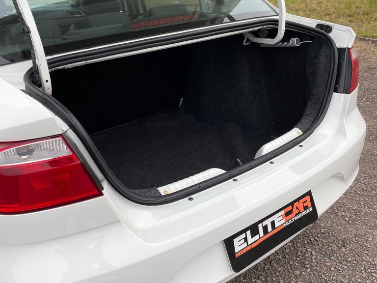 VolksWagen VOYAGE 1.6 MSI Flex 8V 4p