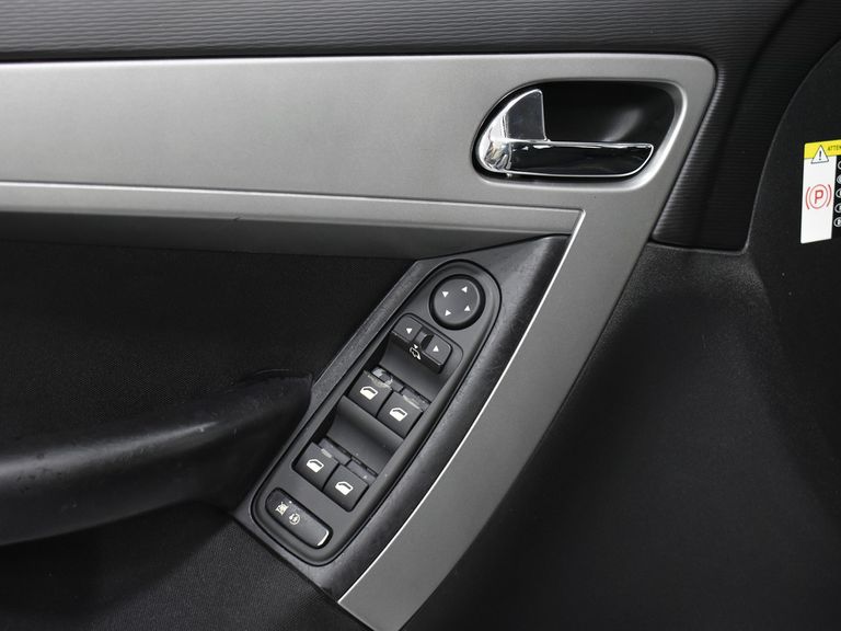 Citroën Grand C4 Picasso 2.0 16V 143cv Aut