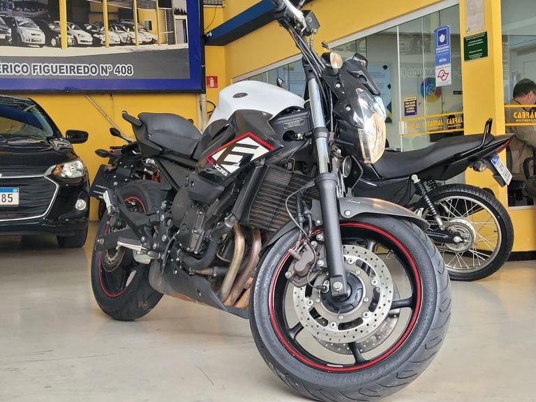 YAMAHA XJ6 N/ABS