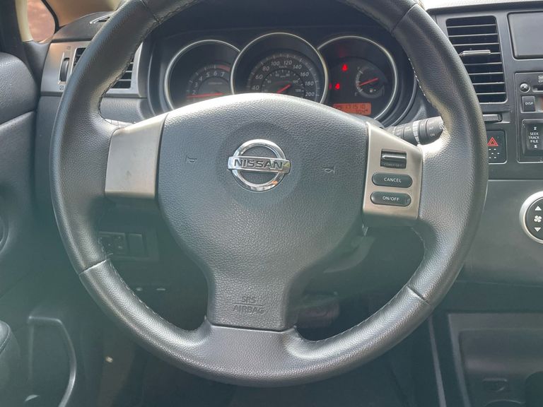Nissan TIIDA SL 1.8/1.8 Flex 16V Aut.