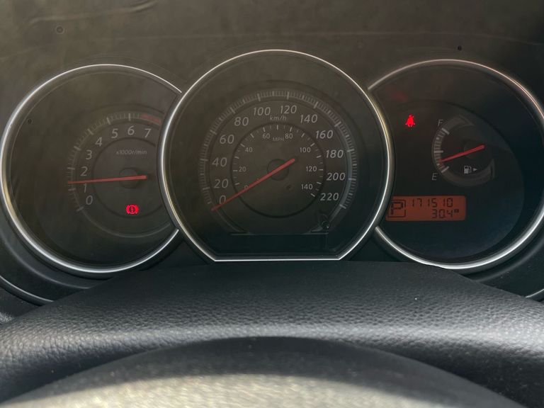 Nissan TIIDA SL 1.8/1.8 Flex 16V Aut.