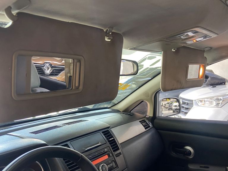 Nissan TIIDA SL 1.8/1.8 Flex 16V Aut.