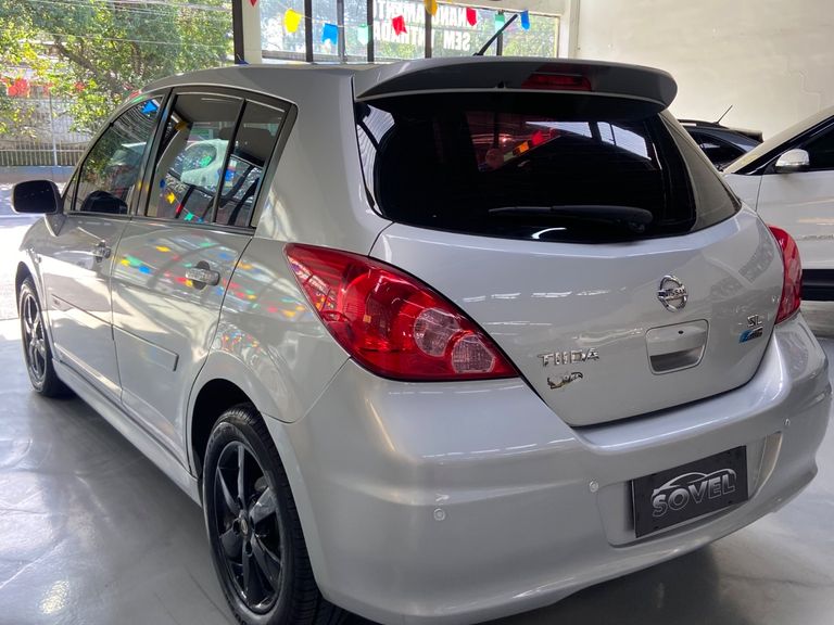 Nissan TIIDA SL 1.8/1.8 Flex 16V Aut.