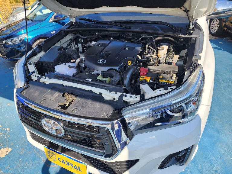 Toyota Hilux CD SRX 4x4 2.8 TDI 16V Diesel Aut.