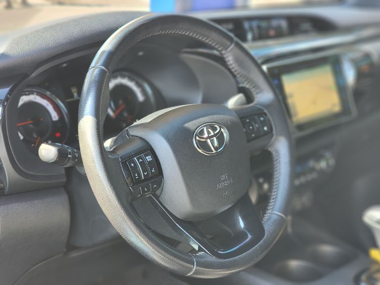Toyota Hilux CD SRX 4x4 2.8 TDI 16V Diesel Aut.