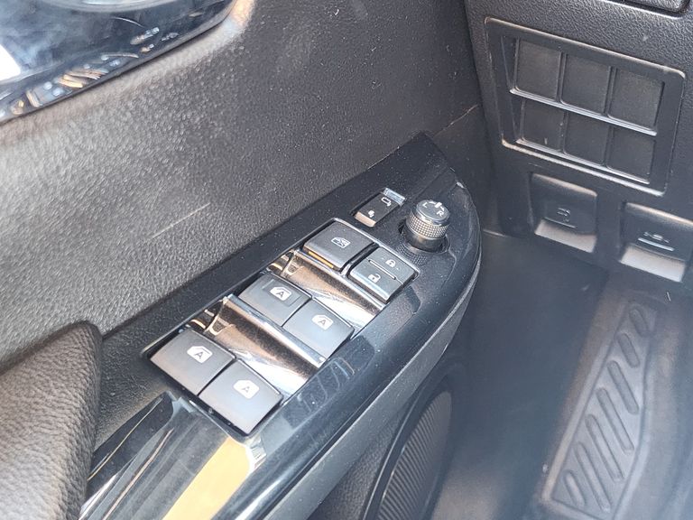 Toyota Hilux CD SRX 4x4 2.8 TDI 16V Diesel Aut.