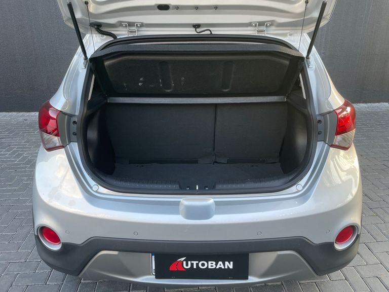 Hyundai HB20X Premium 1.6 Flex 16V Aut.