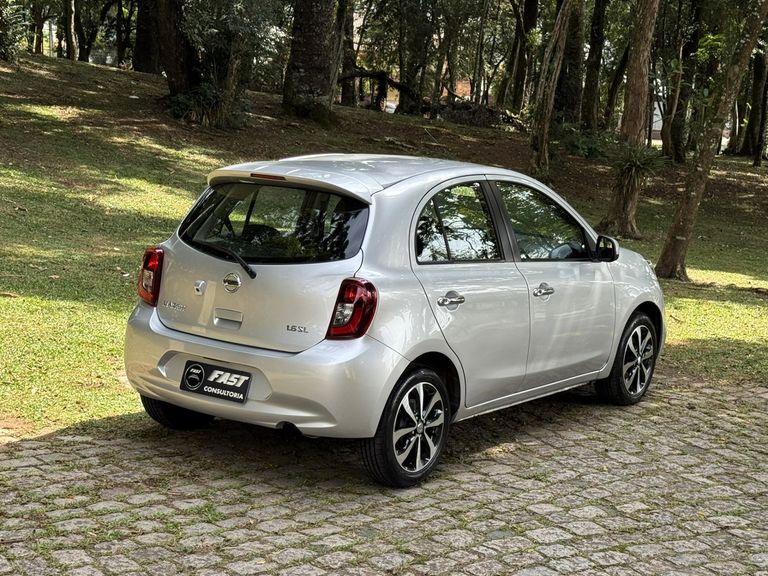 Nissan MARCH SL 1.6 16V Flex Fuel 5p