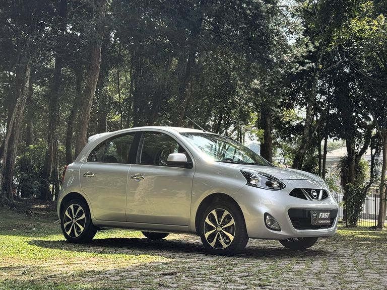 Nissan MARCH SL 1.6 16V Flex Fuel 5p