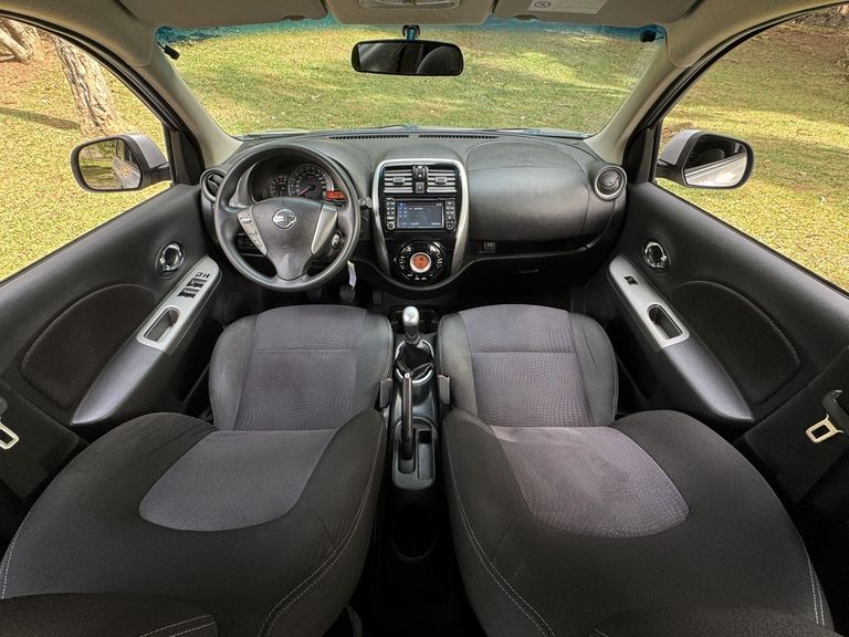 Nissan MARCH SL 1.6 16V Flex Fuel 5p