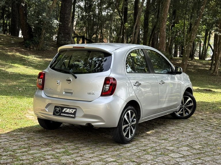 Nissan MARCH SL 1.6 16V Flex Fuel 5p