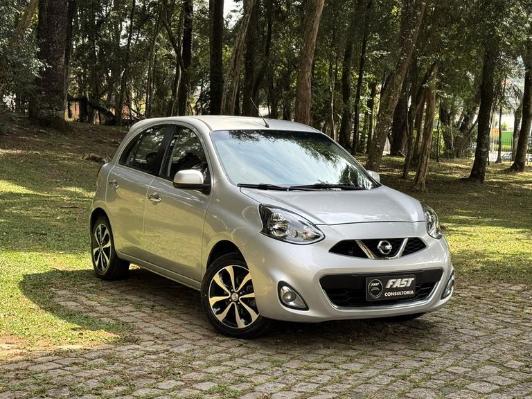 Nissan MARCH SL 1.6 16V Flex Fuel 5p