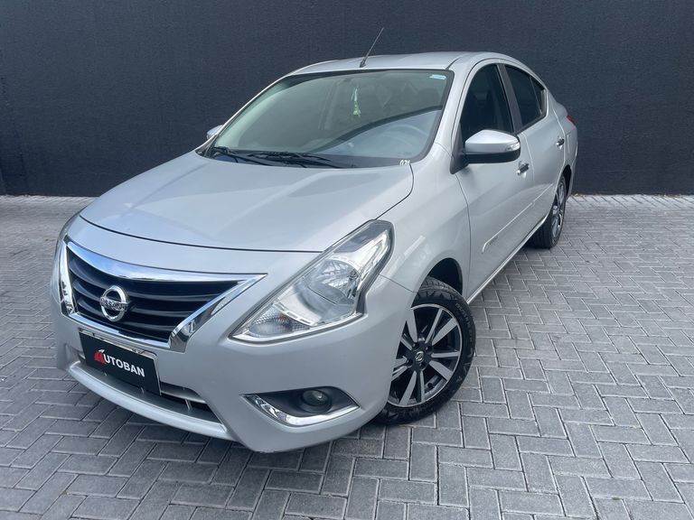 Nissan VERSA SL 1.6 16V FlexStart 4p Aut.