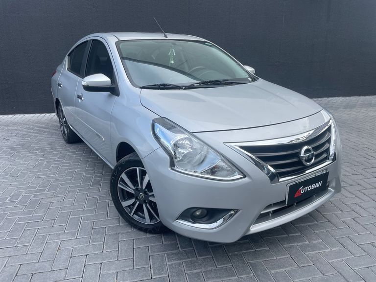 Nissan VERSA SL 1.6 16V FlexStart 4p Aut.