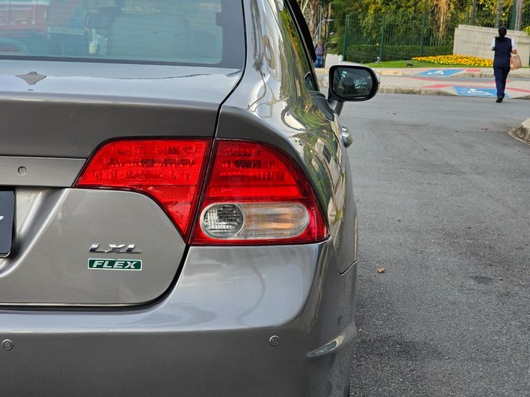 Honda Civic Sed. LXL/LXL SE 1.8 Flex 16V Mec.