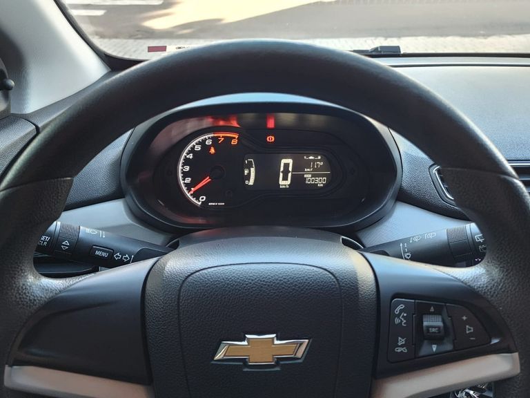 Chevrolet ONIX HATCH LT 1.0 8V FlexPower 5p Mec.