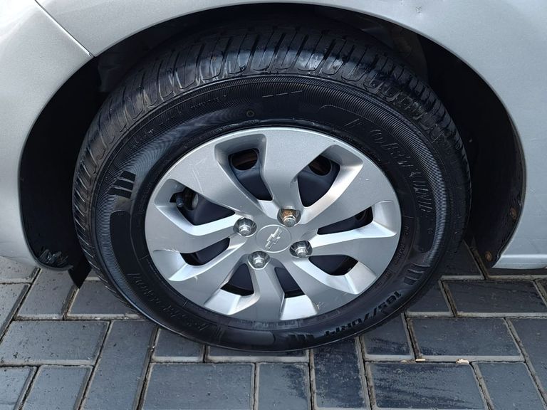 Chevrolet ONIX HATCH LT 1.0 8V FlexPower 5p Mec.
