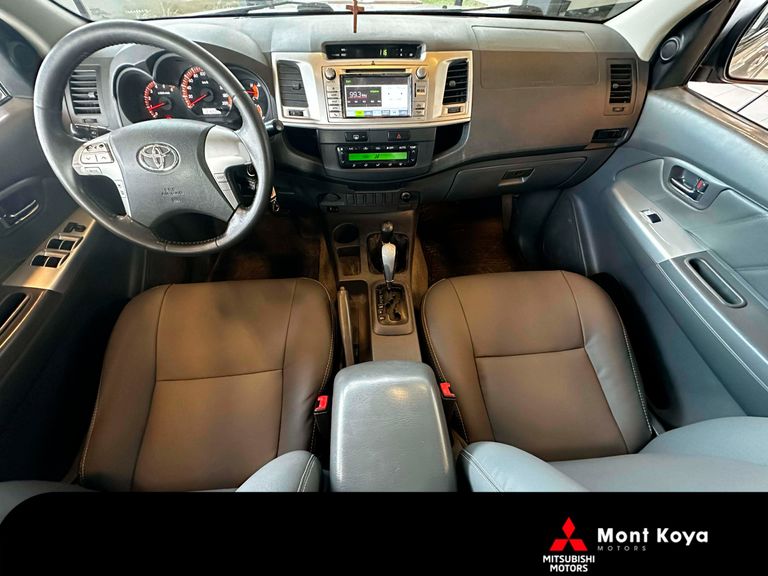 Toyota Hilux CD SRV D4-D 4x4 3.0 TDI Diesel Aut