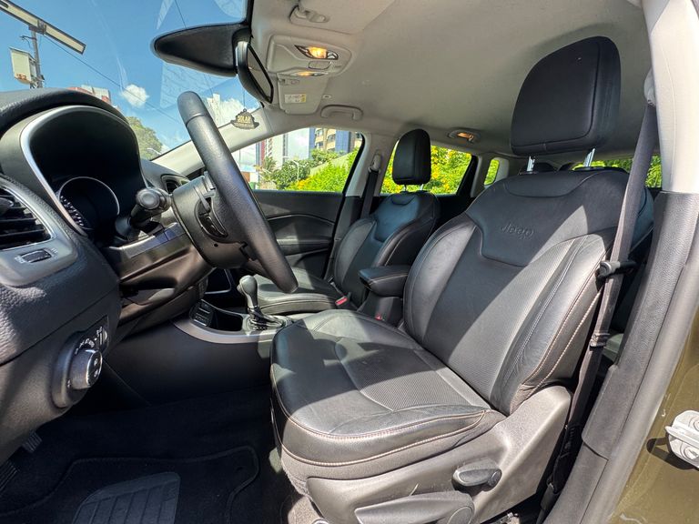 Jeep COMPASS LONGITUDE 2.0 4x2 Flex 16V Aut.