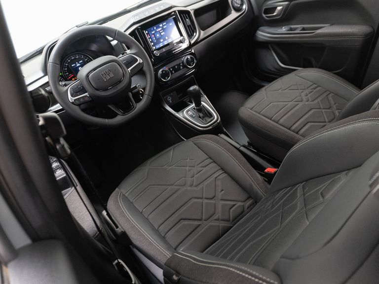 Fiat Strada Volcano 1.3 Flex 8V CD Aut.