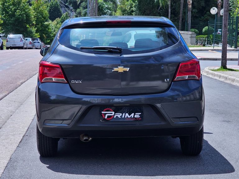 Chevrolet ONIX HATCH LT 1.0 8V FlexPower 5p Mec.