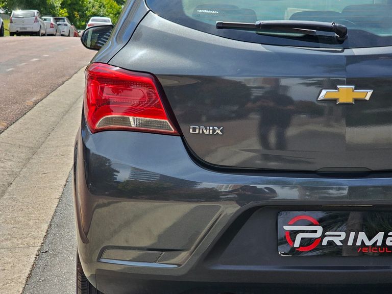 Chevrolet ONIX HATCH LT 1.0 8V FlexPower 5p Mec.