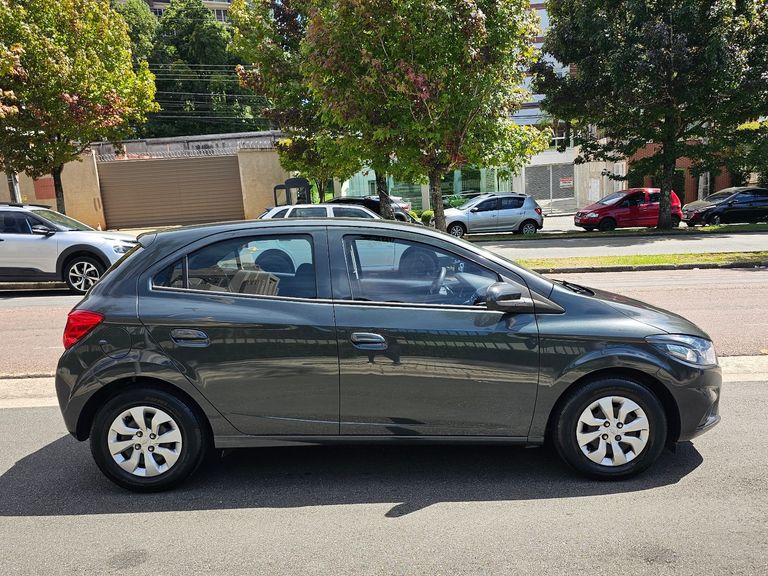 Chevrolet ONIX HATCH LT 1.0 8V FlexPower 5p Mec.