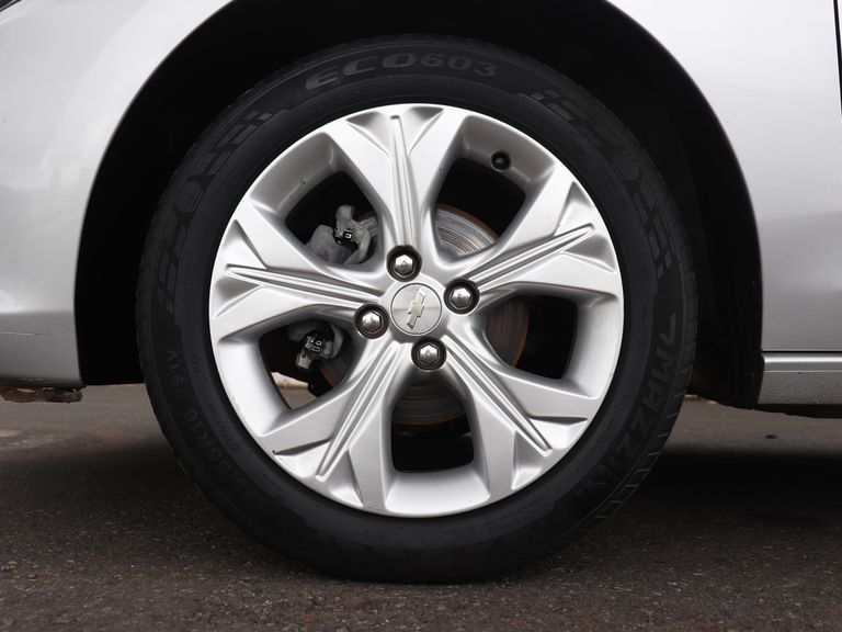 Chevrolet ONIX SEDAN Plus LTZ 1.0 12V TB Flex Mec.