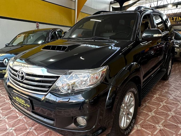 Toyota Hilux CD SRV 4x4 2.7 Flex 16V Aut.