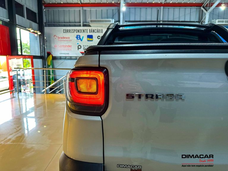 Fiat Strada Volcano 1.3 Flex 8V CD Aut.